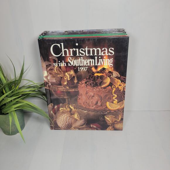 5 Vintage Christmas Southern Living Lot Hardcover Books 1990 1992-1994 1997 - Picture 1 of 5